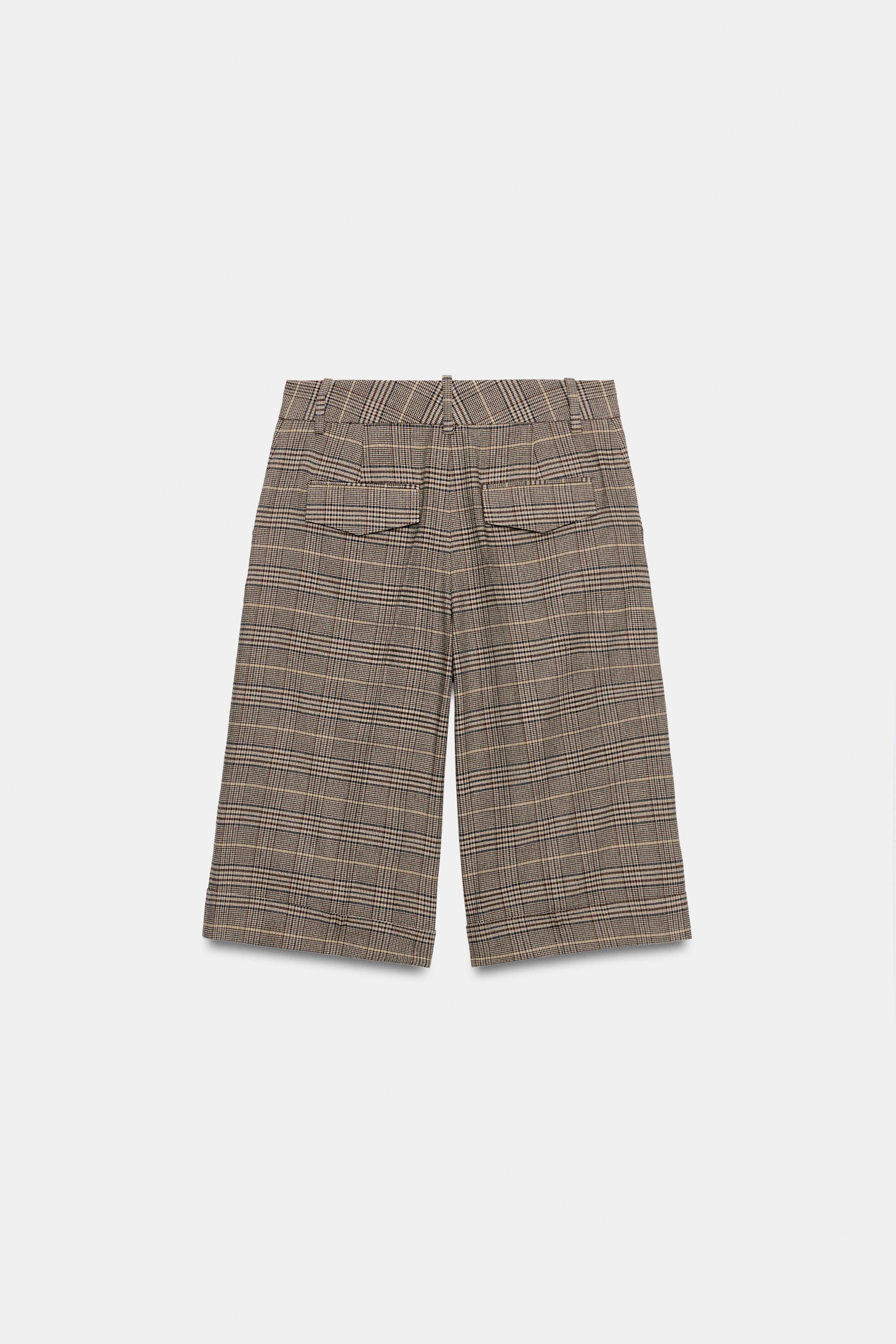 SHORT À CARREAUX