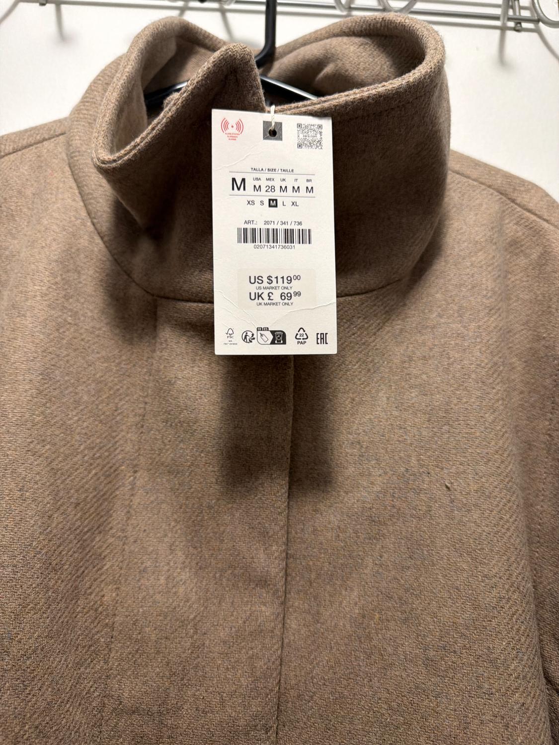 SHORT WOOL COAT WITH HIGH NECK - Image 3