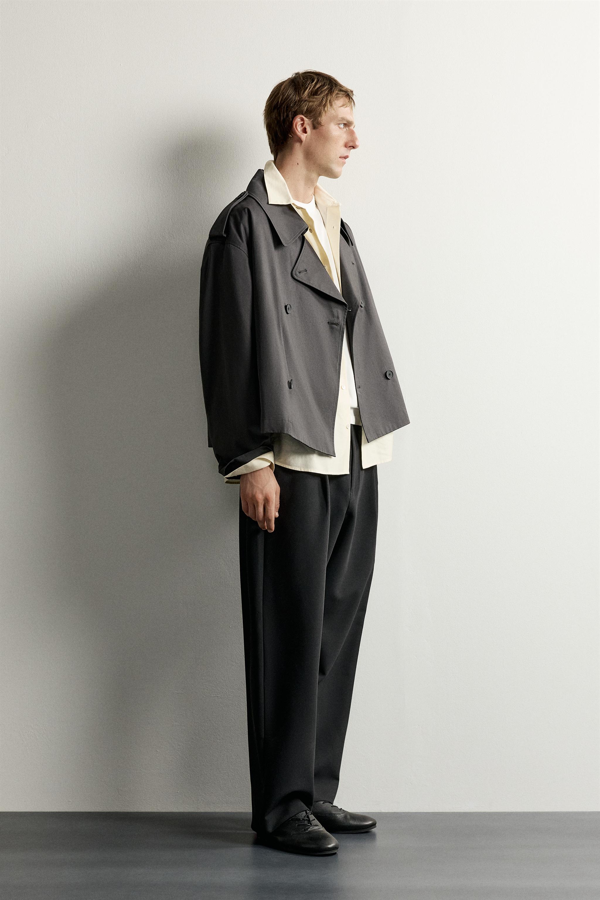 SHORT TECHNICAL TRENCH COAT