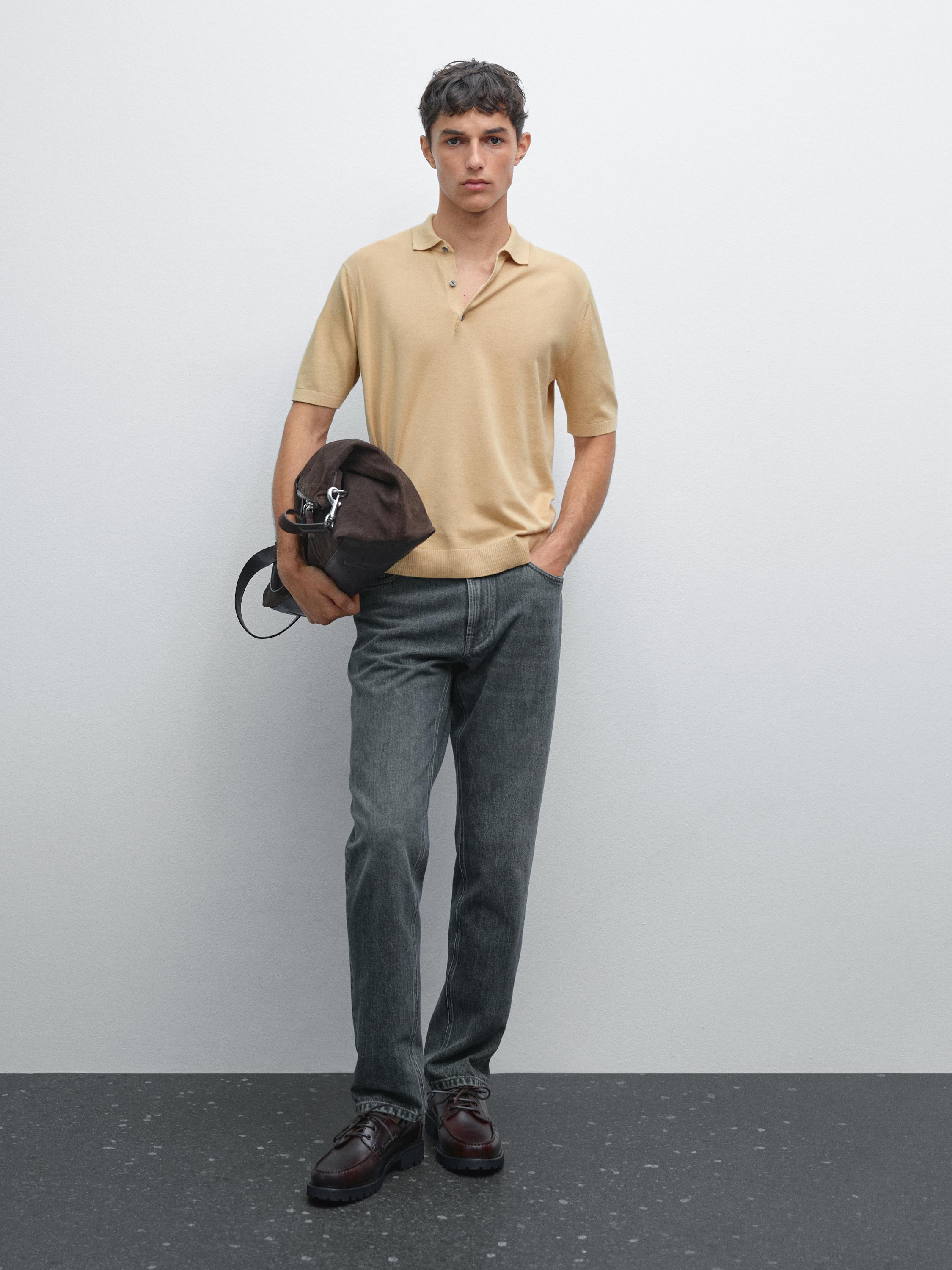 Short sleeve knit polo shirt