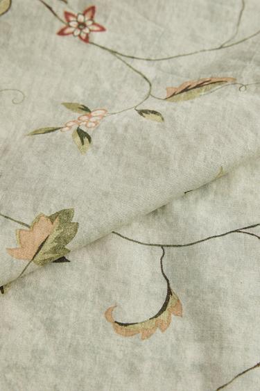CHEMIN DE TABLE IMPRIMÉ FLEURI ET DENTELLE - Verdâtre de Zara - Image 3