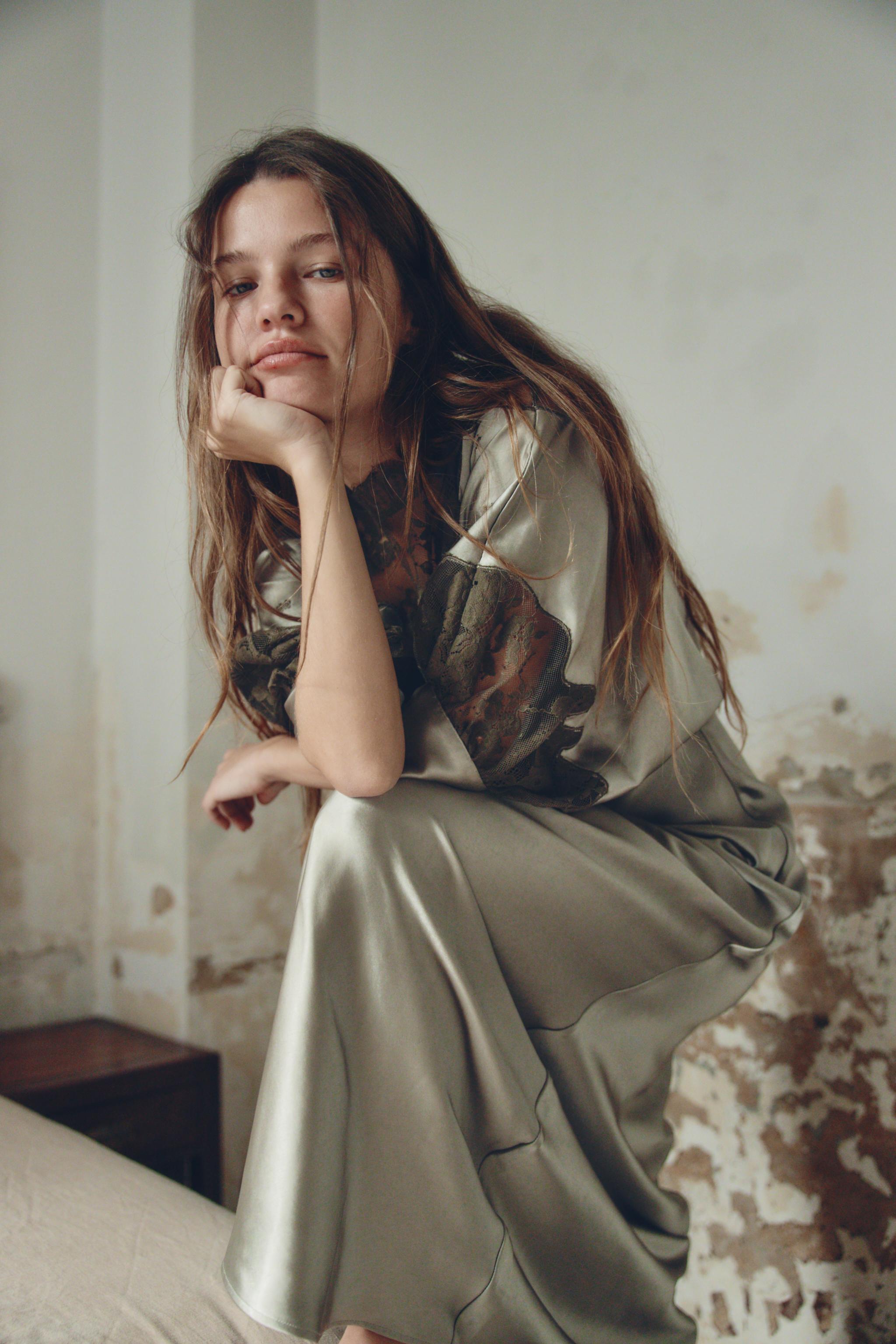 SATIN LACE DRESS - Gray green | ZARA United States SATIN LACE DRESS - Gray green | ZARA United States