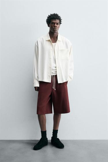 CONTRAST STRIPE JOGGER BERMUDA SHORTS - Burgundy by Zara
