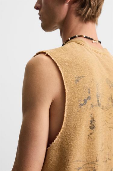 ÁO PHÔNG DỆT KIM KIỂU BẠC MÀU IN HỌA TIẾT - Màu vàng mù tạt từ Zara