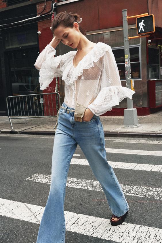 SEMI-SHEER ROMANTIC BLOUSE