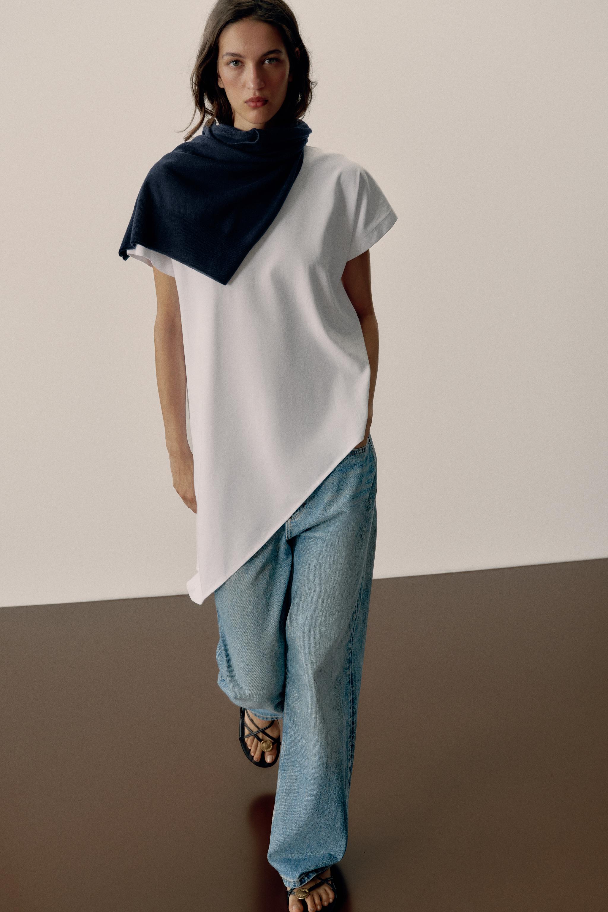 T-SHIRT ASYMÉTRIQUE À MANCHES COURTES