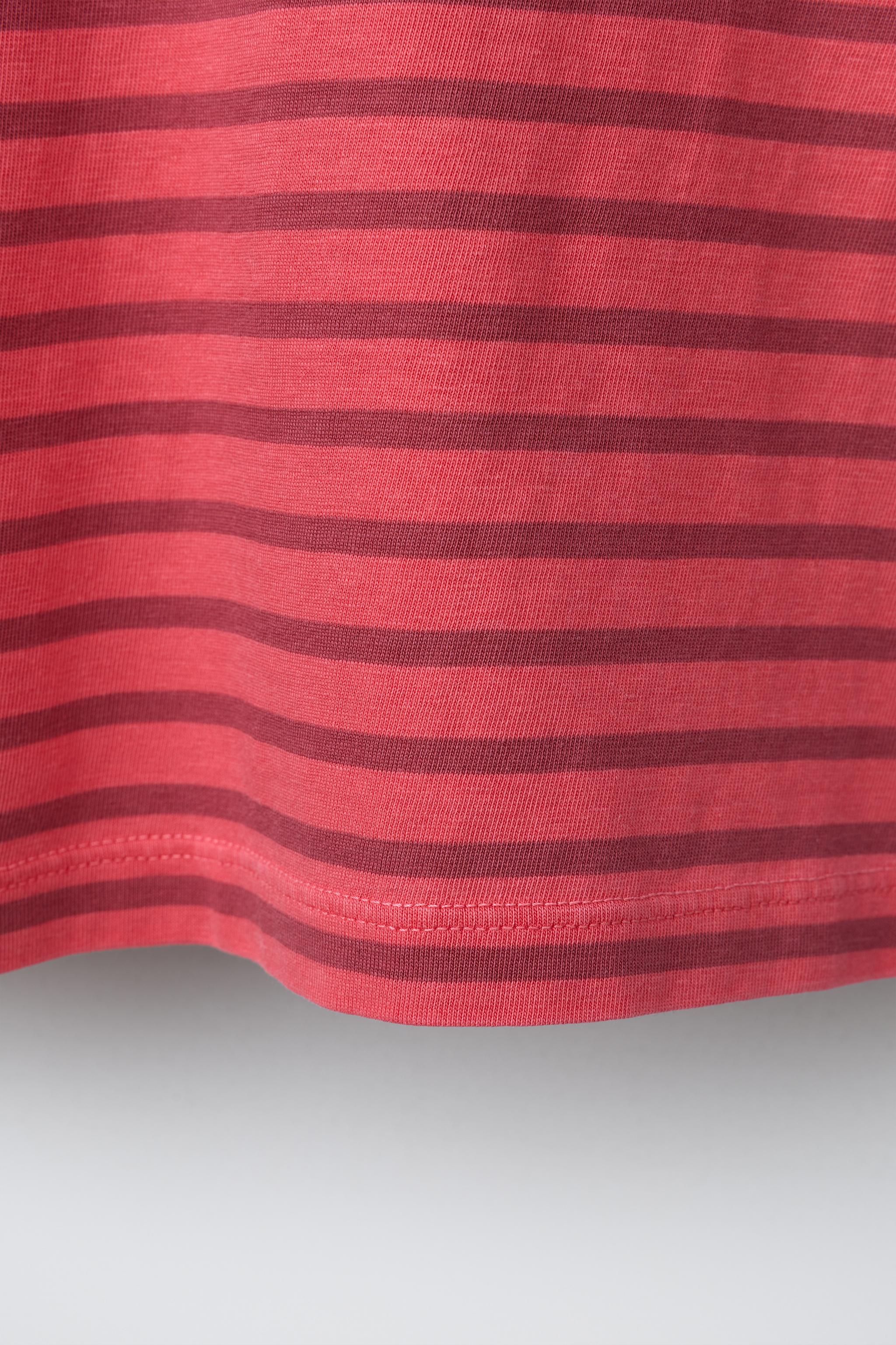 STRIPED T-SHIRT