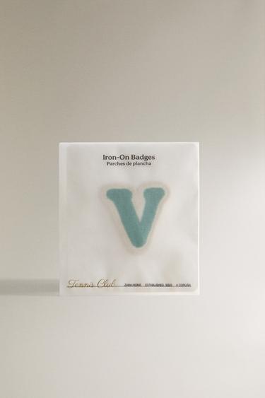 THERMO-ADHESIVE LETTER V PATCH - Blue by Zara - Image 4