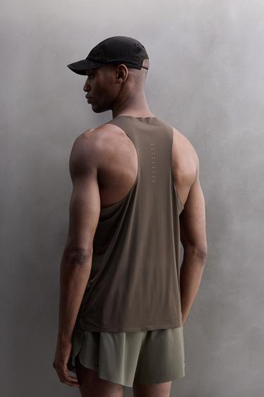 LIGHTWEIGHT TECHNICAL TANK TOP - Dark brown by Zara - Image 2