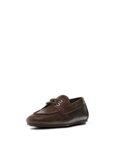Chaussures bateau en cuir - Marron de Zara