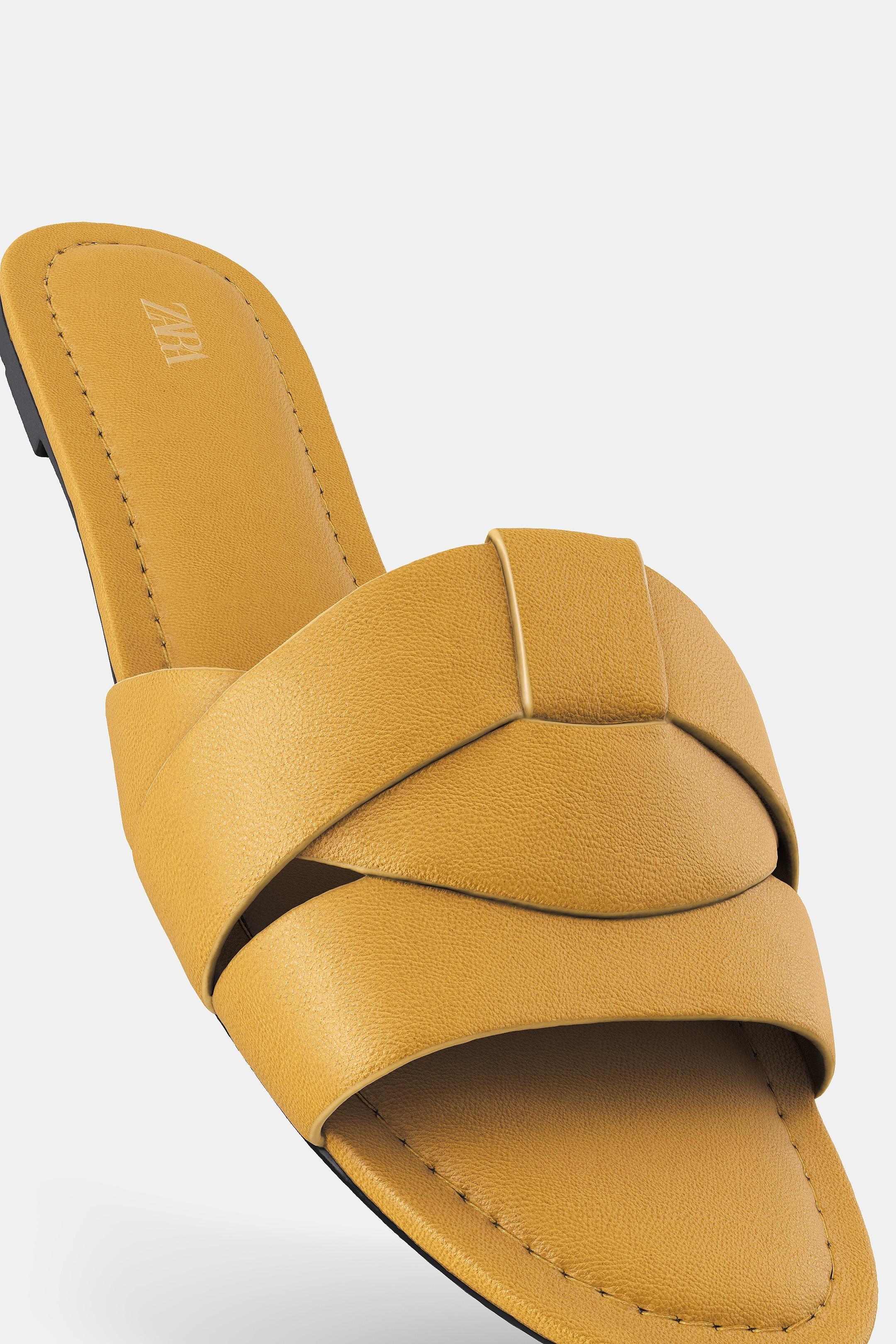 さら FLAT CROSSED-STRAP LEATHER SANDALS - Off White | ZARA Canada