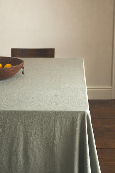 PLAIN DYED THREAD TABLECLOTH - Bluish by Zara