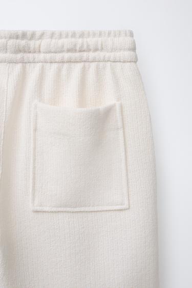 BERMUDA RUSTIQUE SLIM FIT EFFET ÉPONGE - Écru de Zara - Image 3