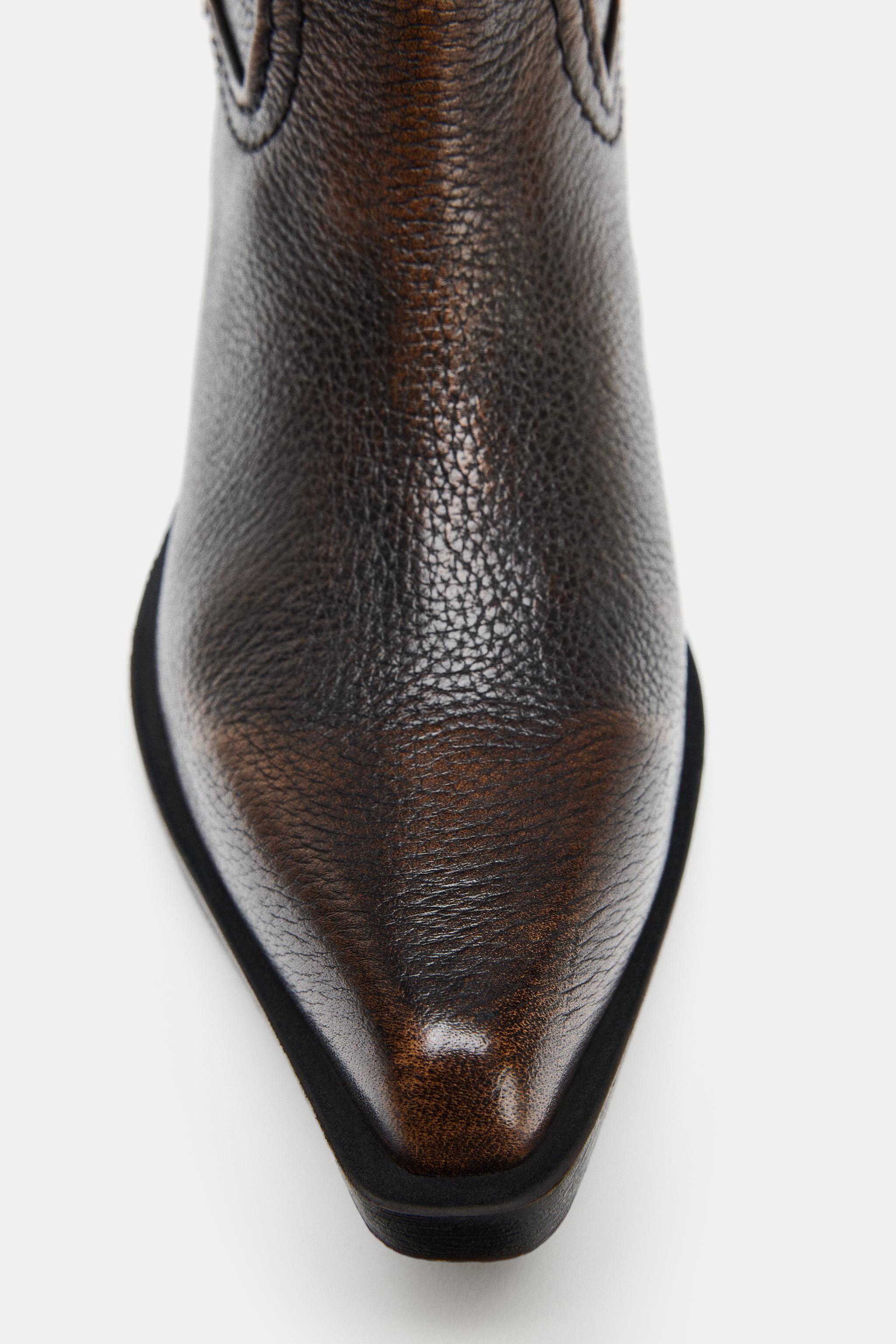 DISTRESSED LEATHER BOOTS