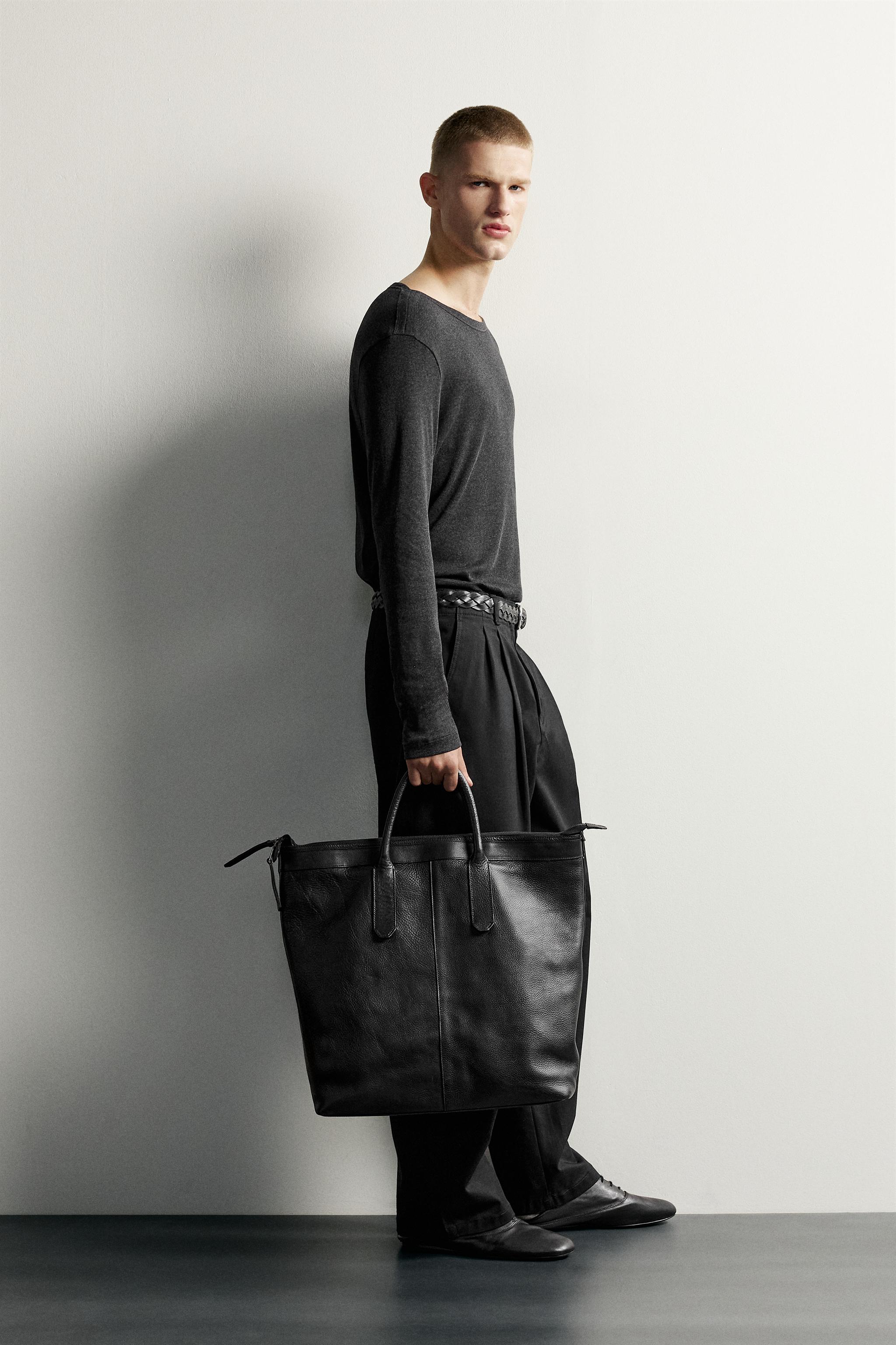 LIGHTWEIGHT RELAXED FIT T-SHIRT