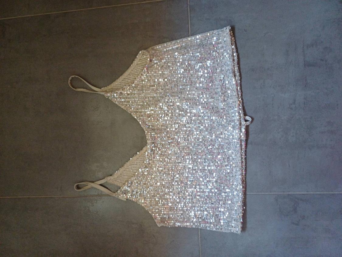 TOP WITH SEQUINS - Image 4