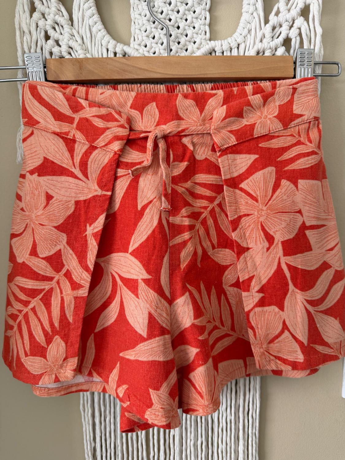 LINEN BLEND LEAF PRINT WRAP SHORTS - Image 3