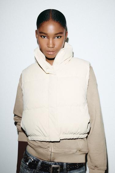 Zara COATED PUFFER VEST - Light beige