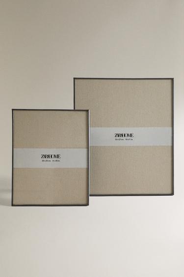 BLACK METAL PHOTO FRAME - Black by Zara