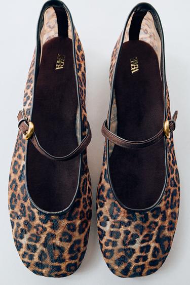 PRINTED MESH BALLET FLATS - Leopard by Zara