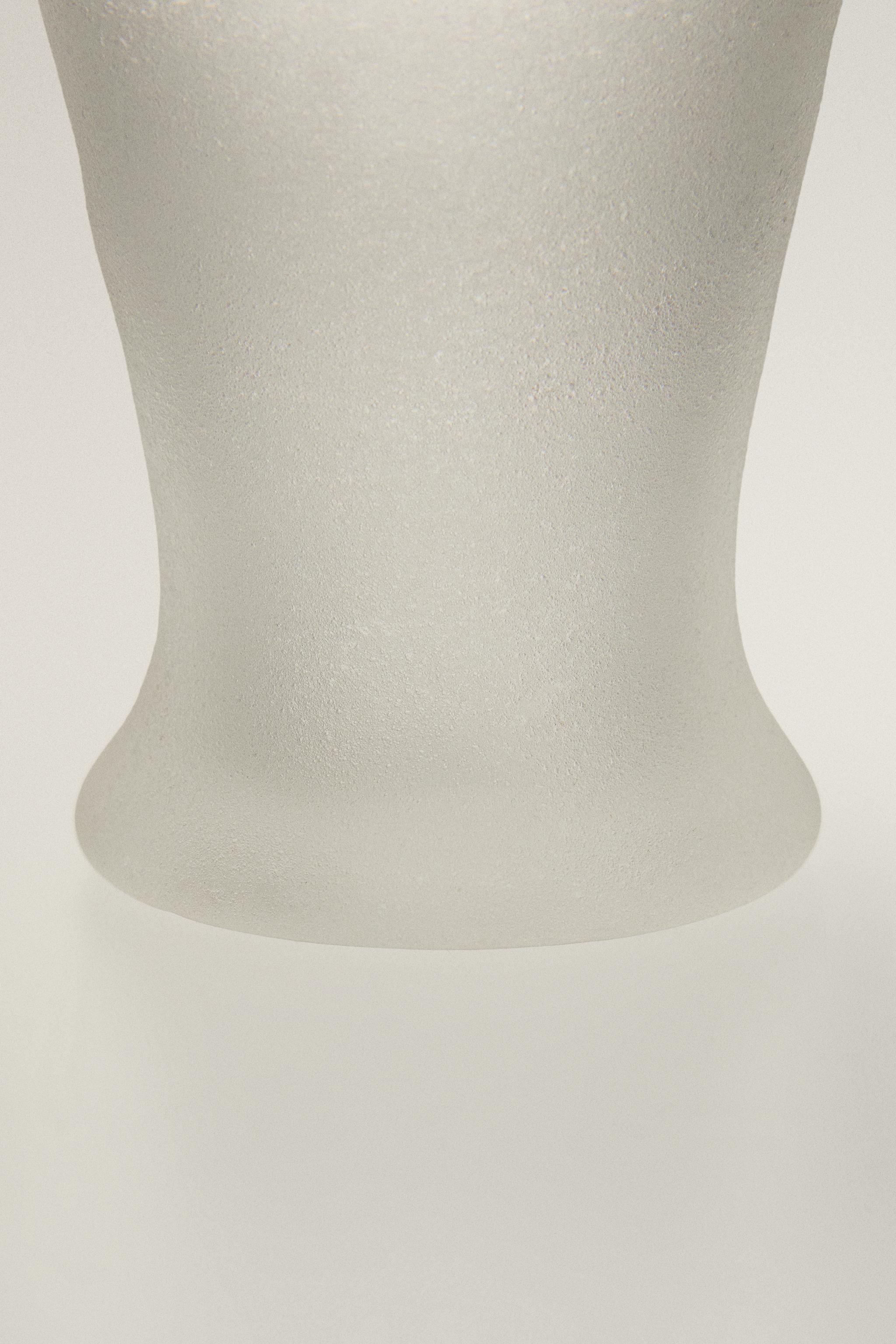 GLASS CANDLE HOLDER
