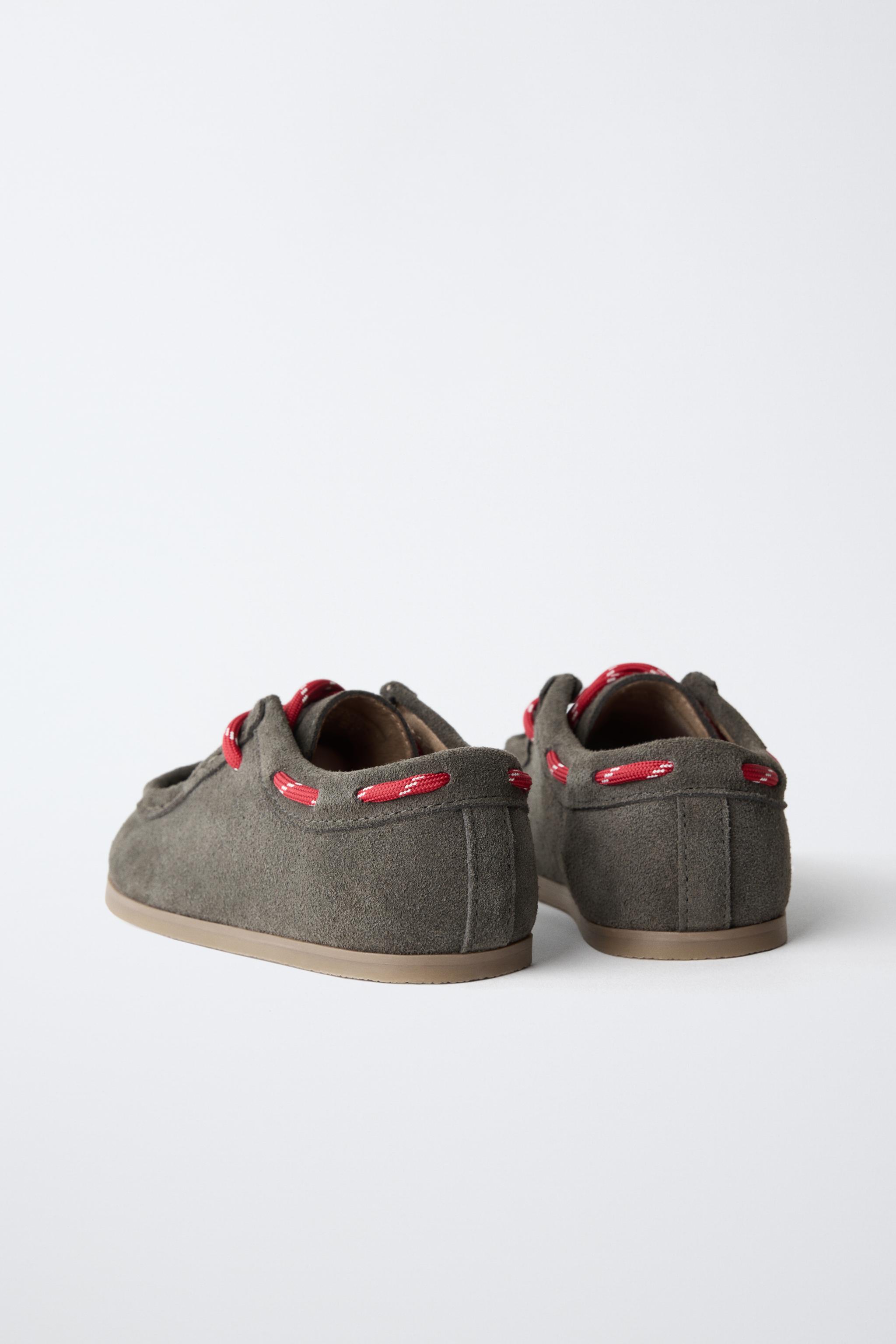 LEATHER BOAT SHOES