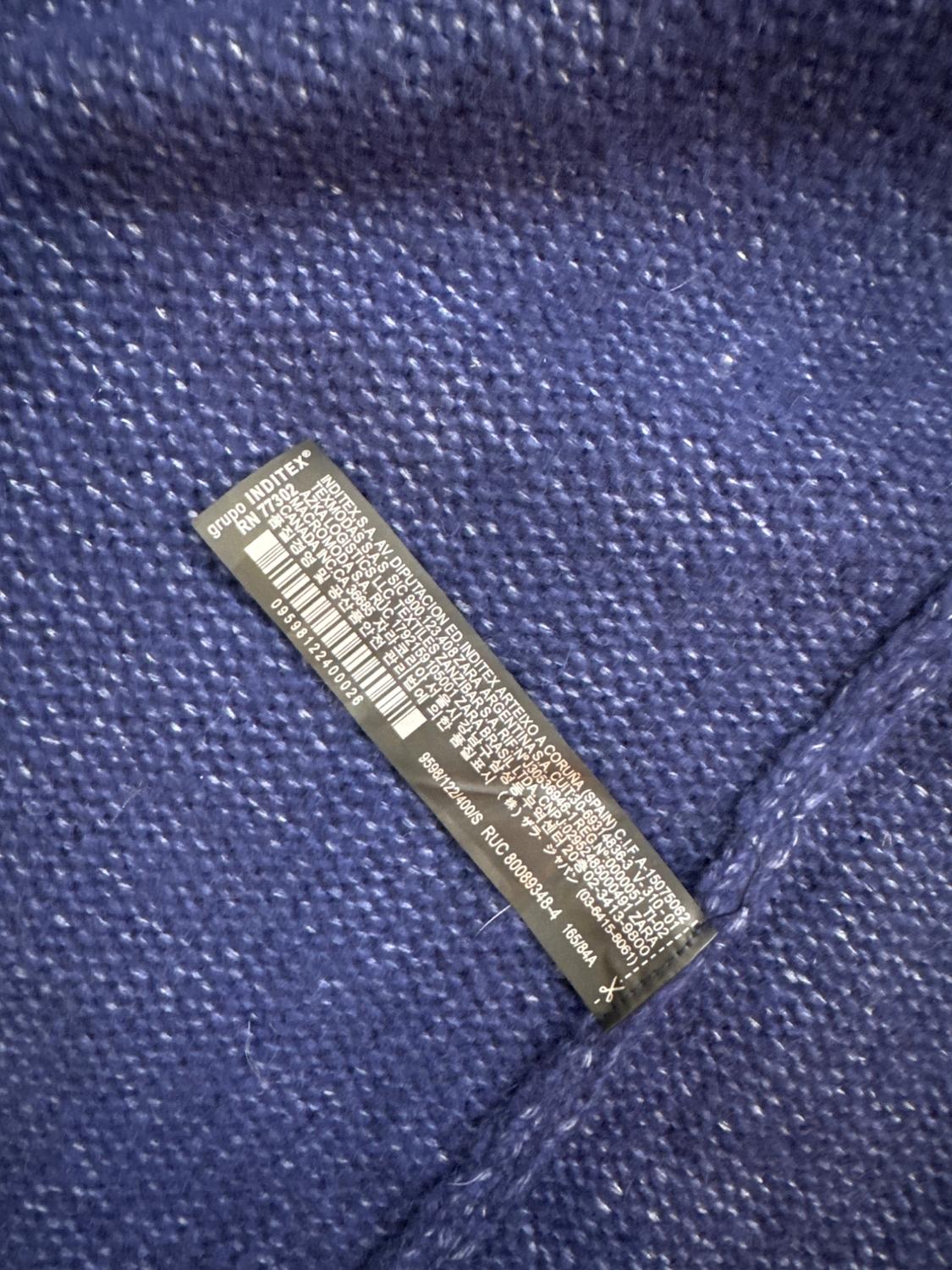 BLUE SWEATER WITH PEARL DETAILS - Image 4