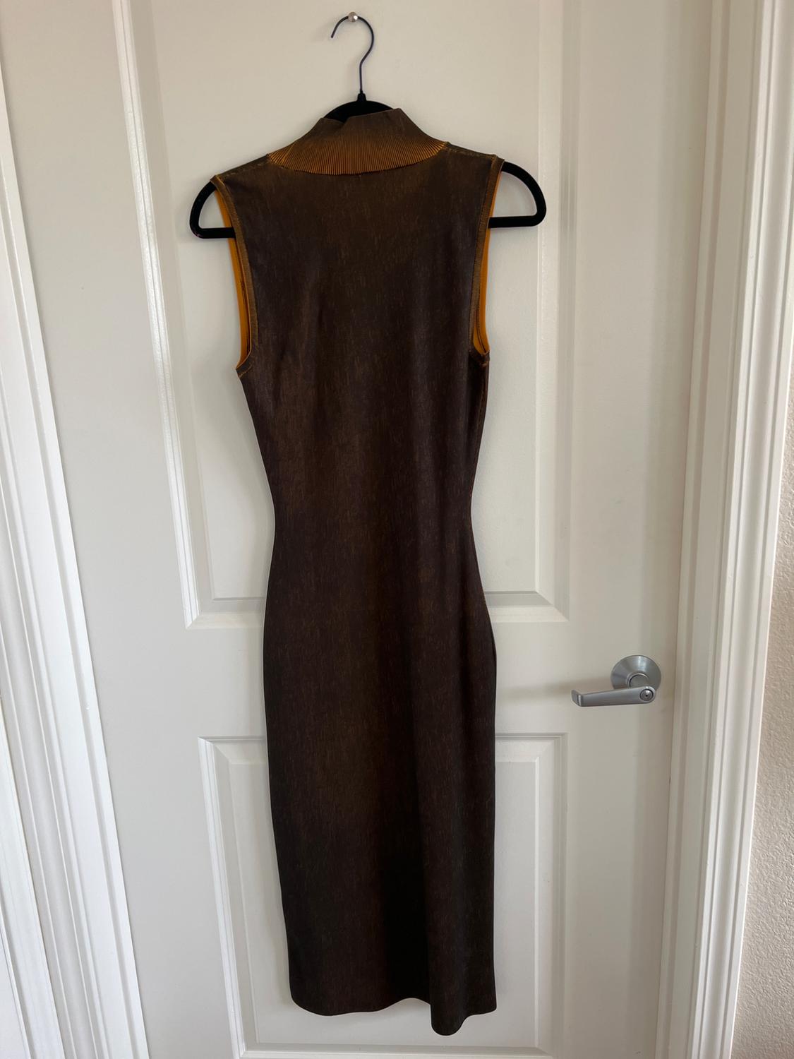 VESTIDO PERKINS PUNTO EFECTO DESGASTADO - Image 3