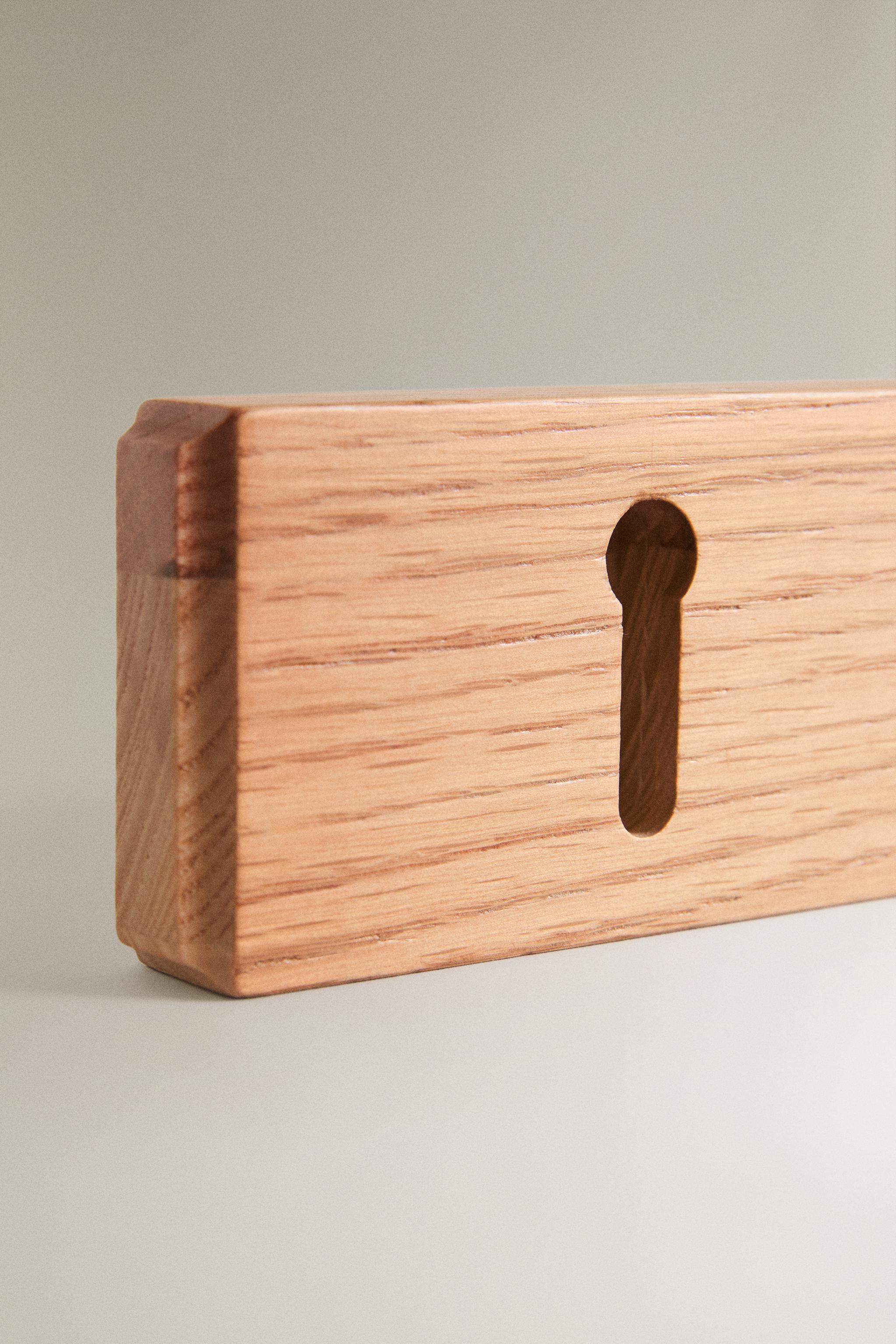 OAK MAGNETIC KNIFE HOLDER
