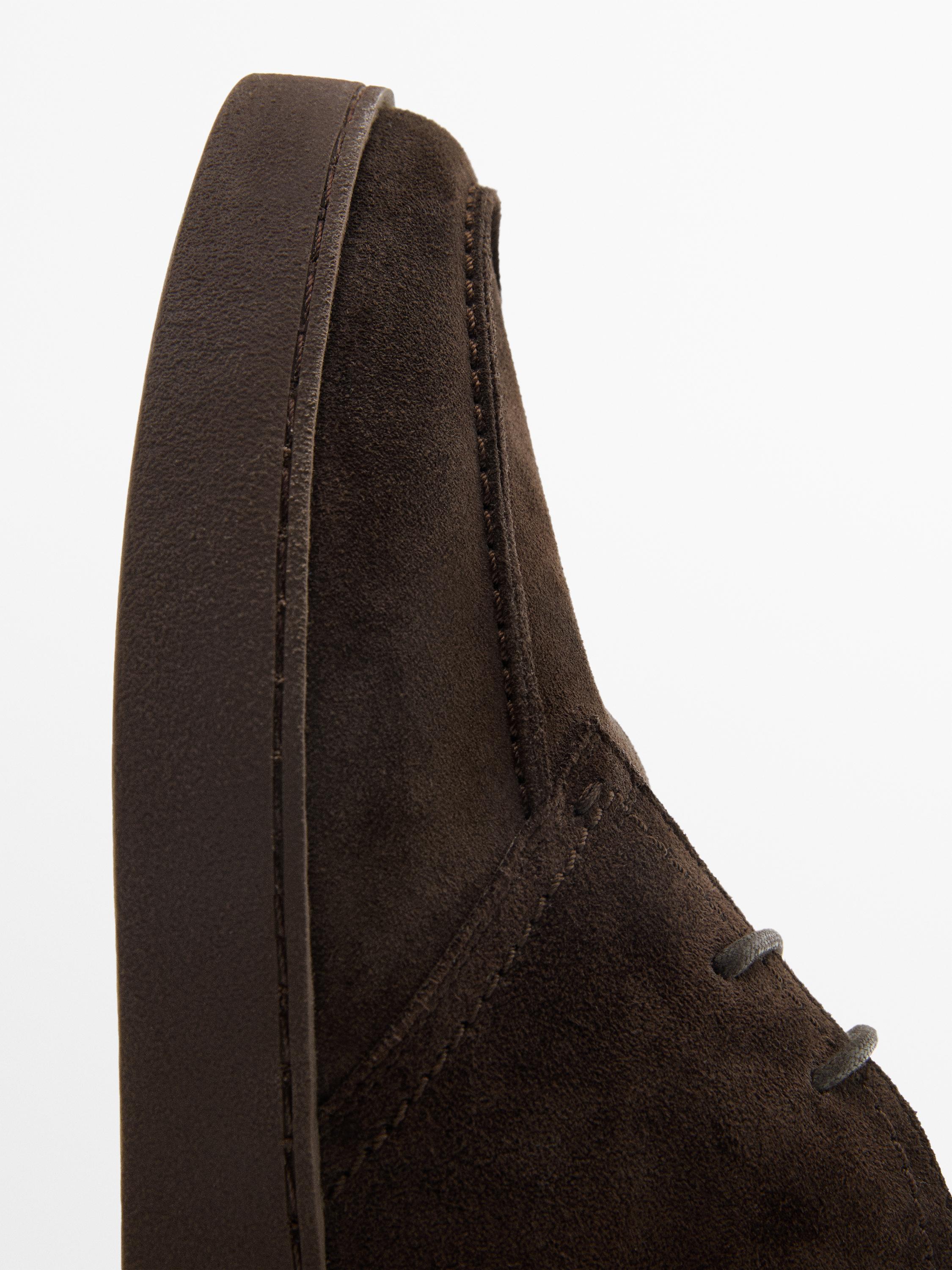 Chaussures montantes à bord mocassin