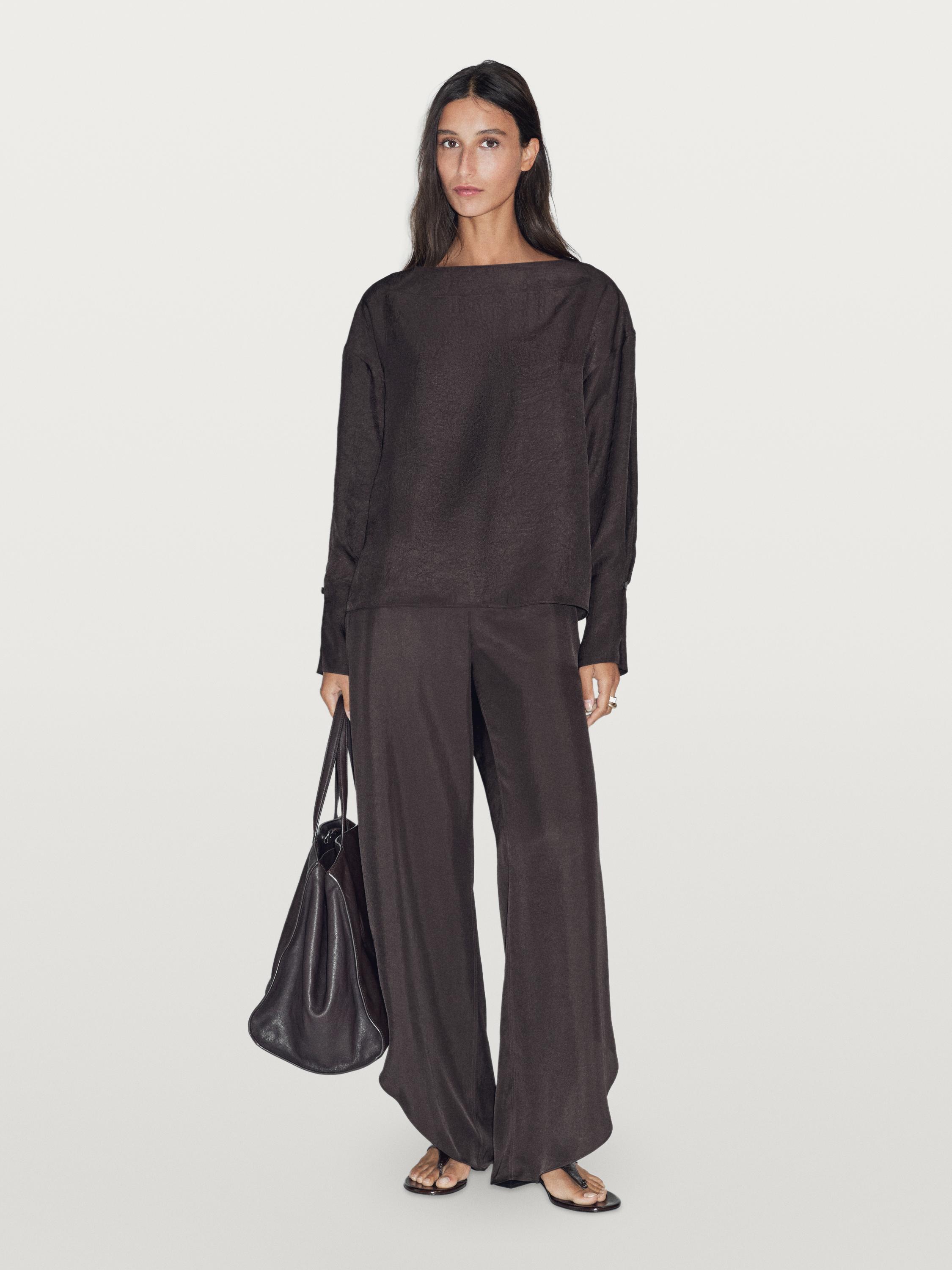 Flowing blouse with button details