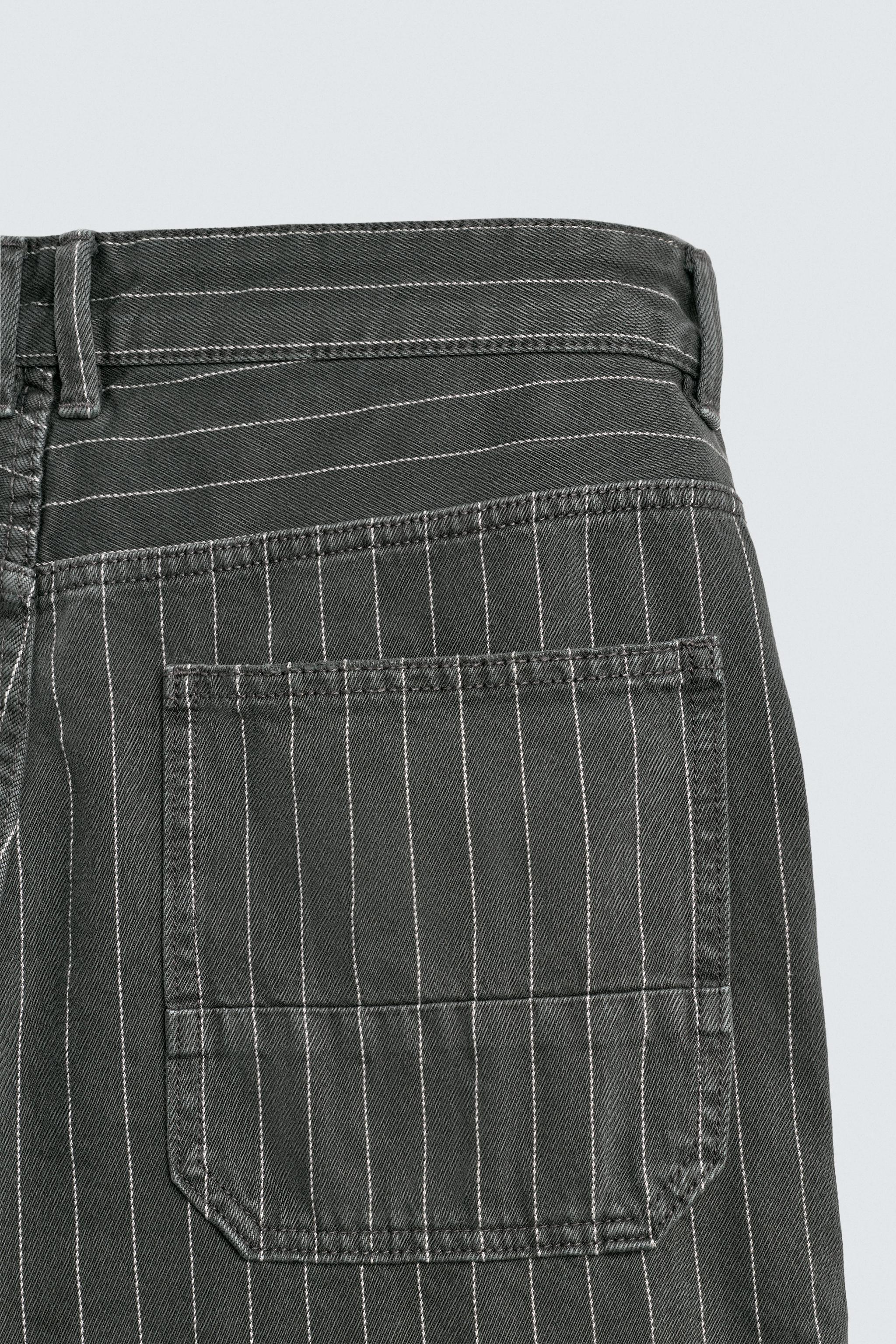 PANTALON BAGGY FIT RAYURES
