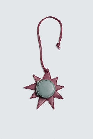 PORTA-MOEDAS DE COURO COM PINGENTE SAMUEL DE SABOIA X ZARA - Azul-celeste da Zara