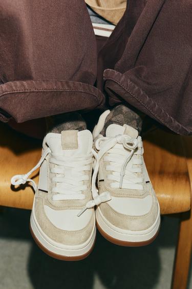 TENNIS AVEC PIÈCES ET MATIÈRES VARIÉES - Blanc écru de Zara - Image 1