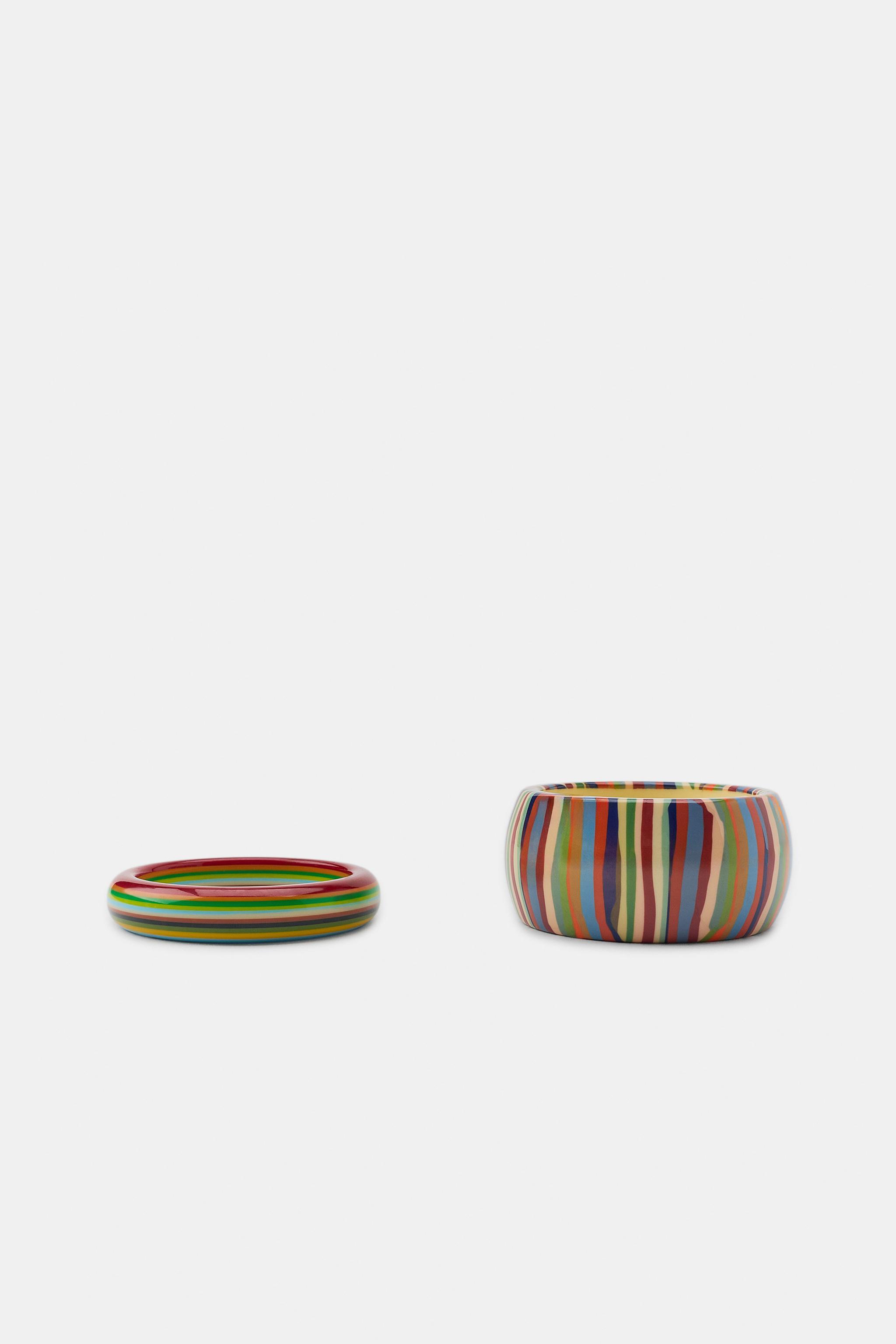 LOT DE 2 BRACELETS RAYÉS EN RÉSINE
