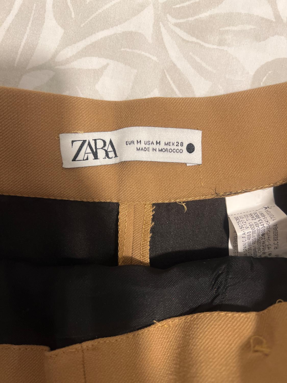 BUTTONED BERMUDA SHORTS - Image 3
