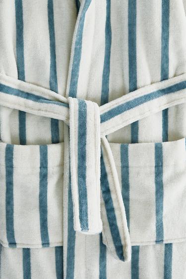 PEIGNOIR ENFANT RAYURES CHIEN DE COURSE - Bleu / Blanc de Zara - Image 3