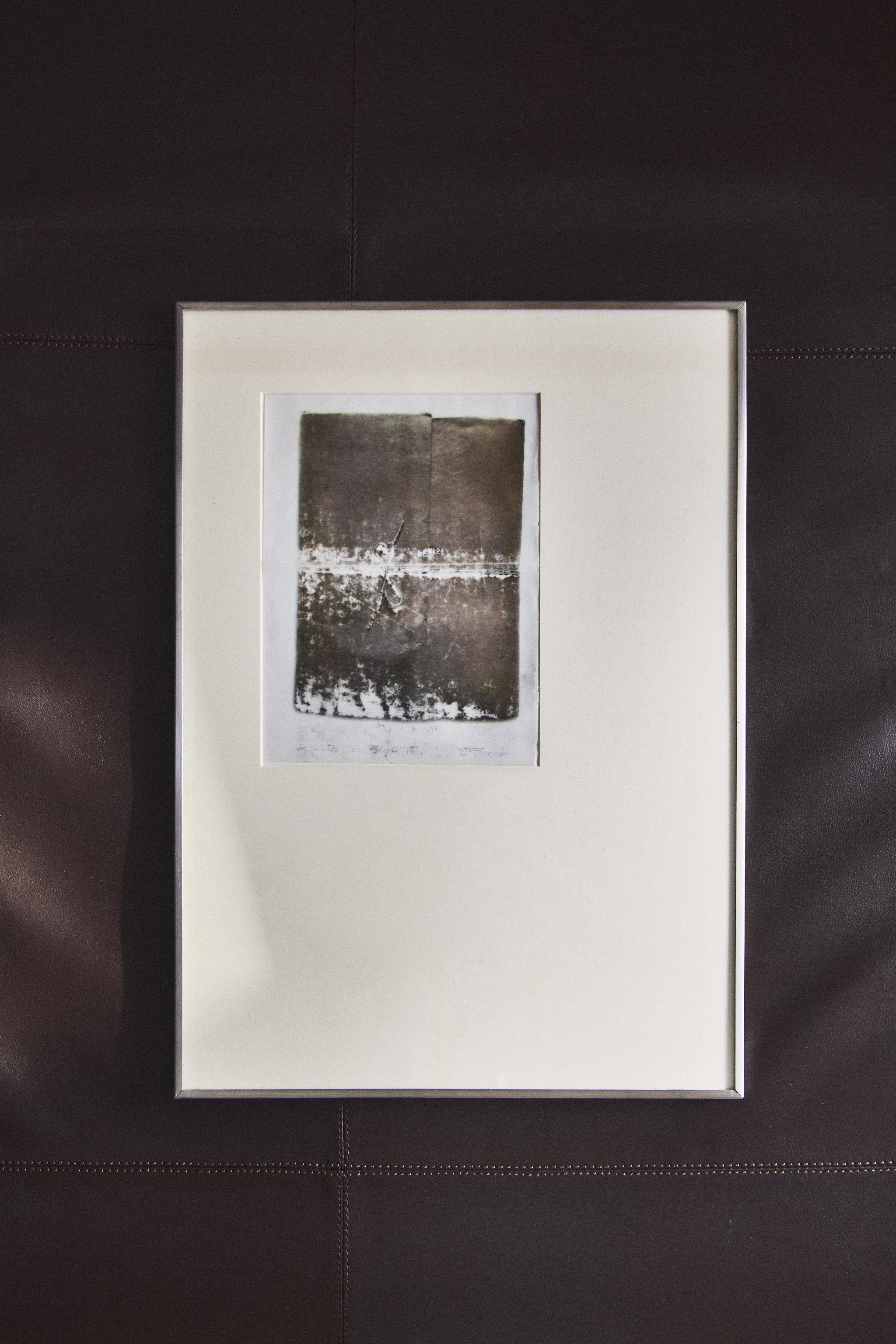 SILVER PICTURE FRAME WITH INTERCHANGEABLE MAT
