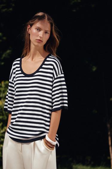 OVERSIZED KNIT SHORT SLEEVE TOP - Navy / White by Zara