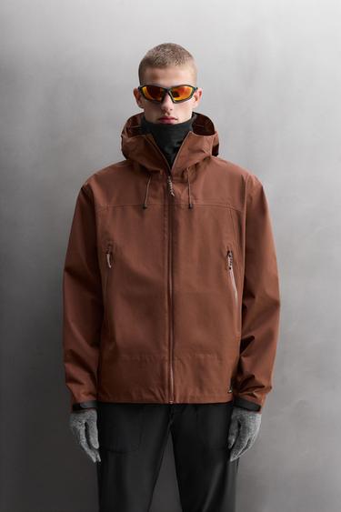CAZADORA TÉCNICA SHELL WATERPROOF - Teja de Zara