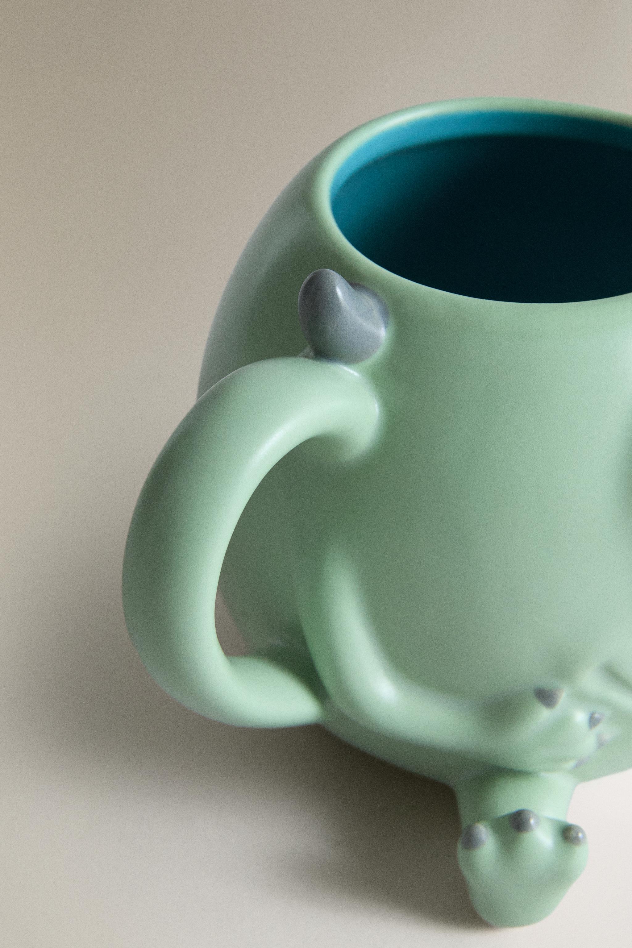 KIDS’ MIKE WAZOWSKI MONSTERS, INC. ©DISNEY/PIXAR MUG — Green