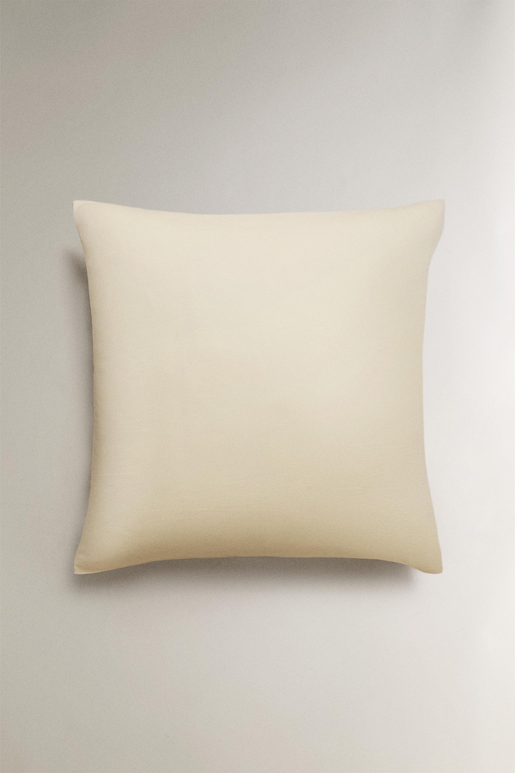 WASHED SATEEN PILLOWCASE (300 THREAD COUNT) — Vanilla
