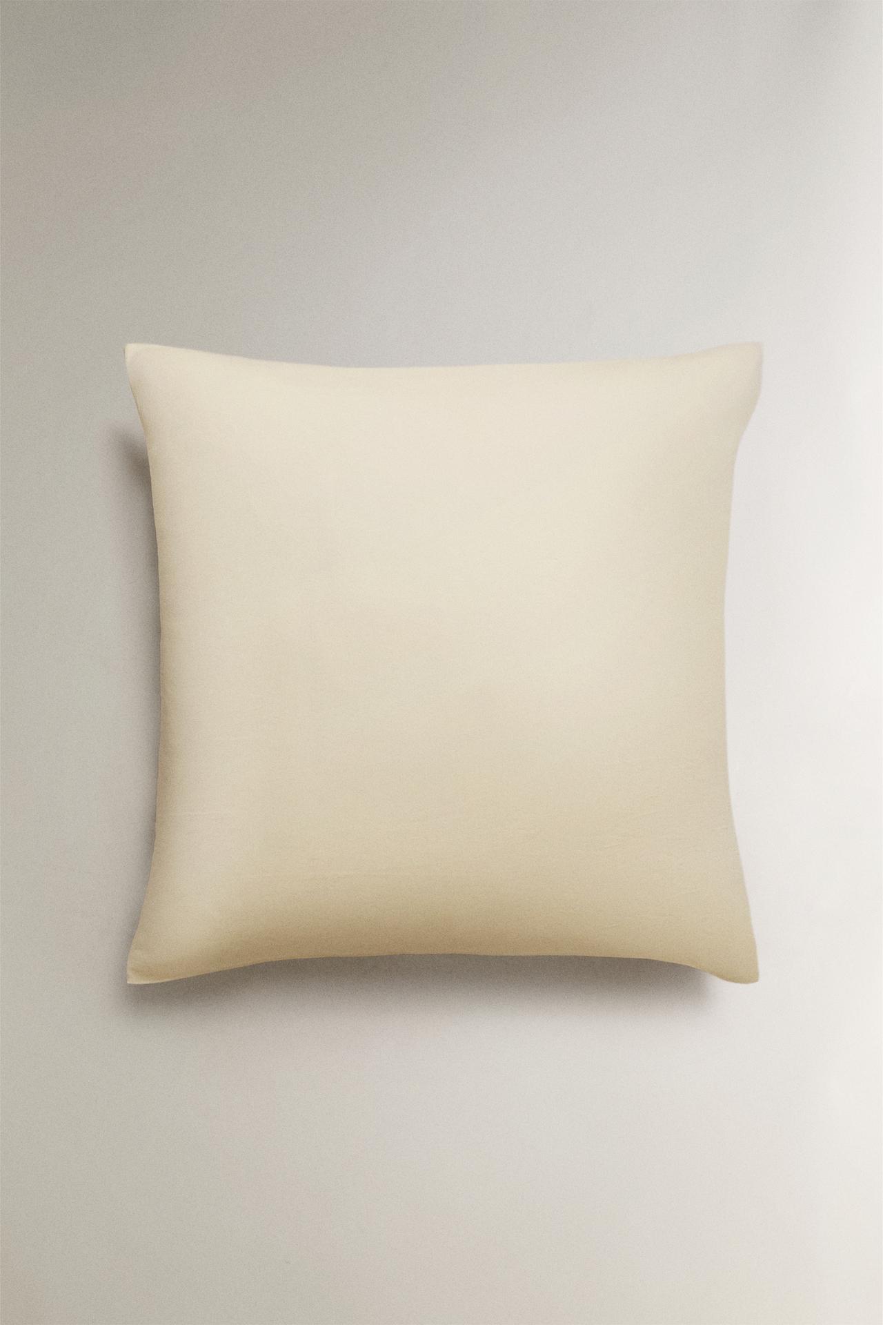 FADED SATEEN PILLOWCASE (300 THREAD COUNT) — Vanilla