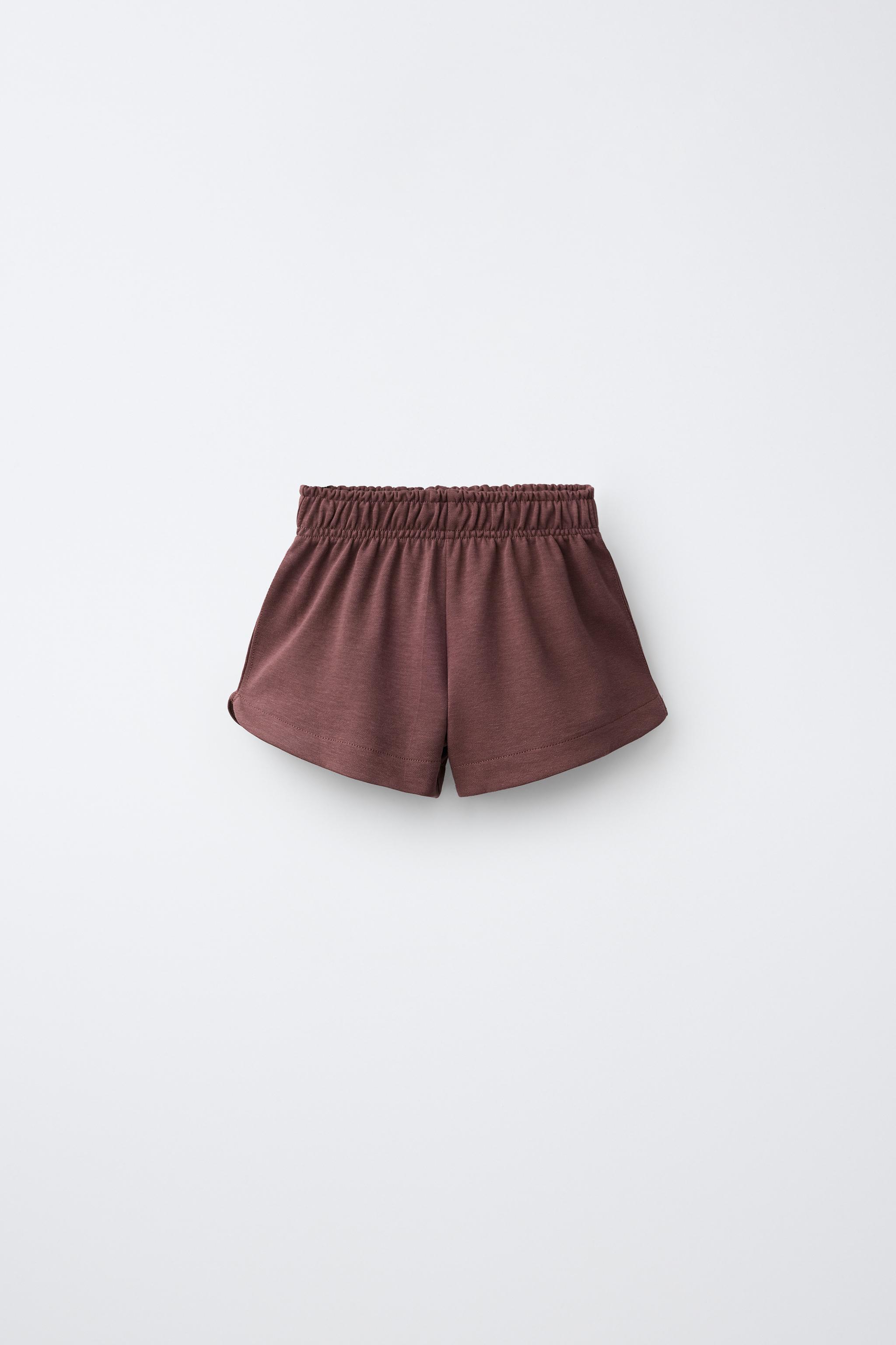 INTERLOCK T-SHIRT AND BERMUDA SHORTS SET