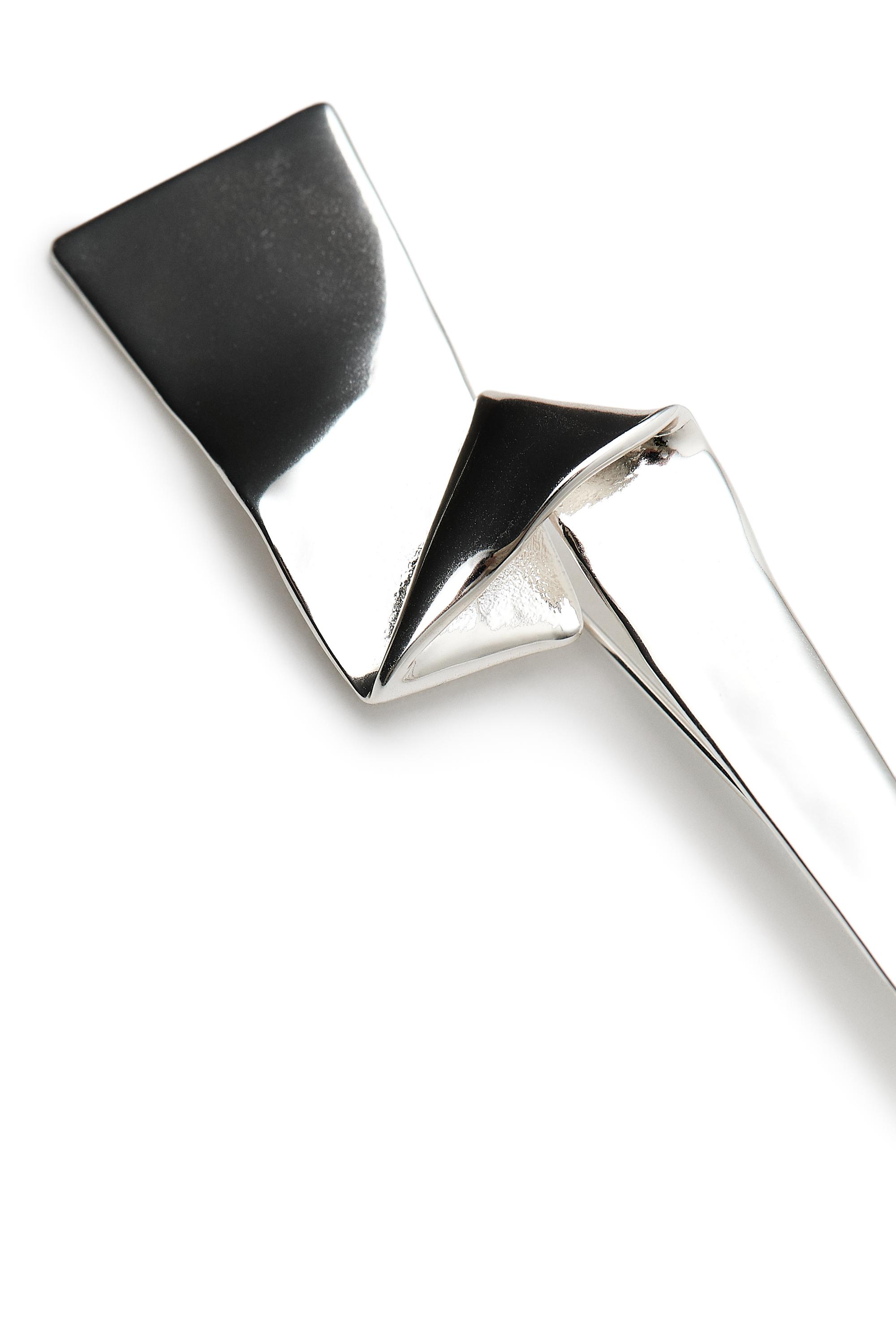 Irregular brooch - LIMITED EDITION