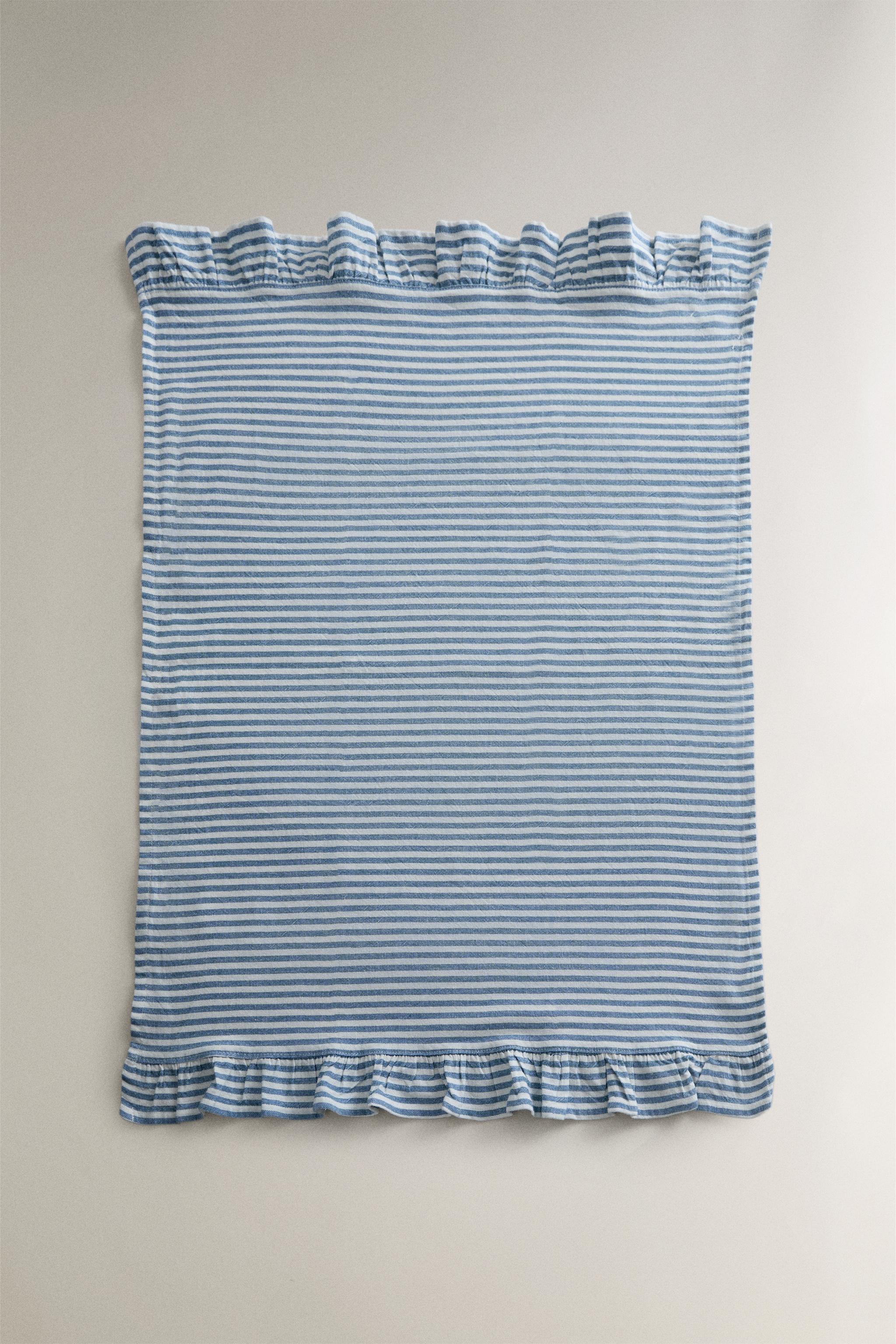 RUFFLED STRIPED KITCHEN TOWEL — Blue (alternate view)