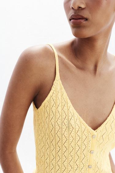 TOP EN MAILLE POINTELLE À VOLANTS - Jaune clair de Zara - Image 2