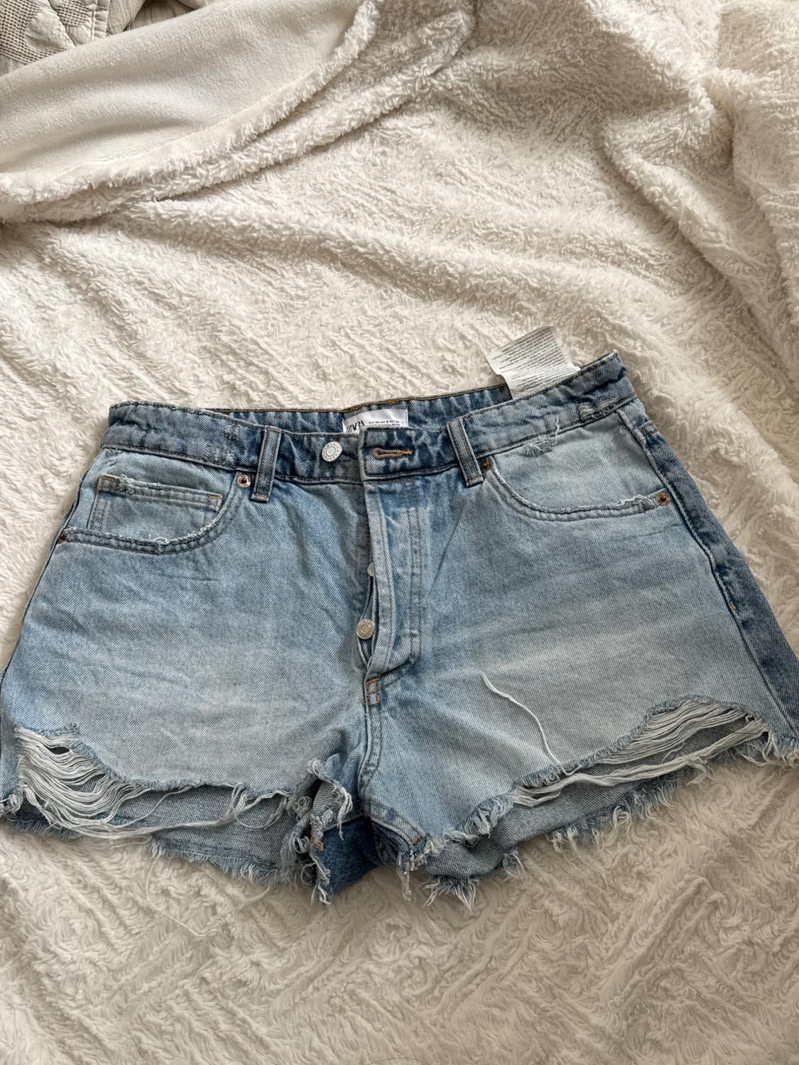 SHORTS DENIM TRF