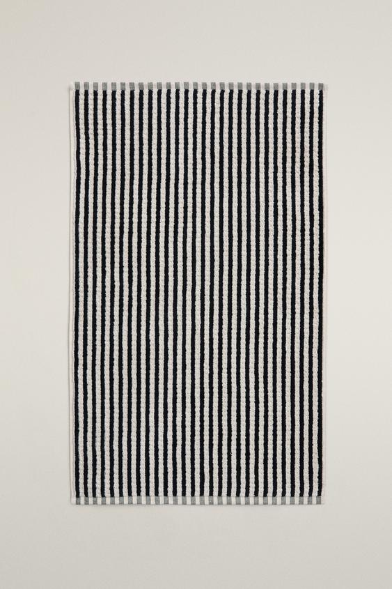 TWO-TONE STRIPED BATH MAT - Ecru / Black by Zara - Image 0