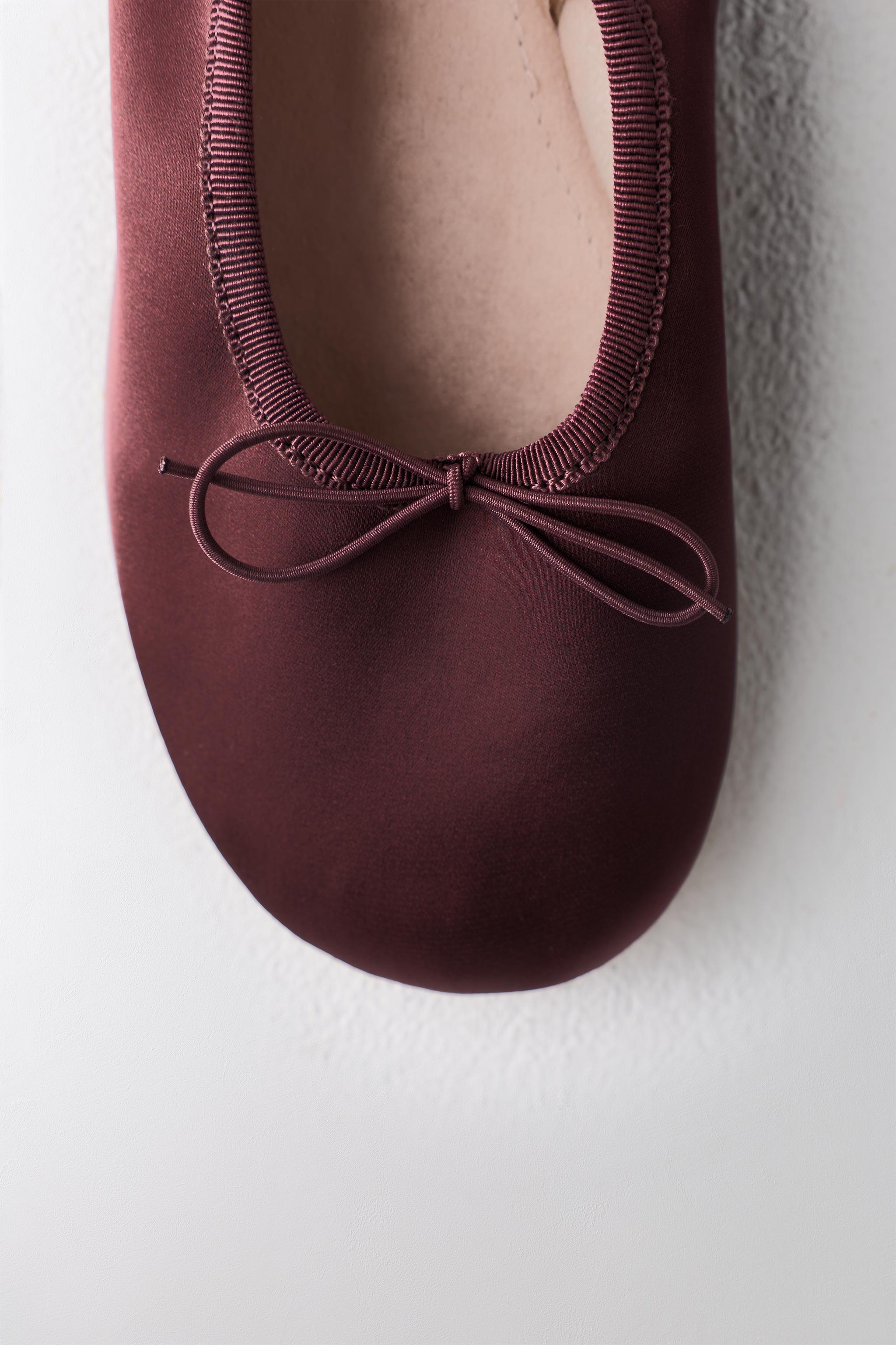 LIMITED EDITION BOW BALLET FLATS
